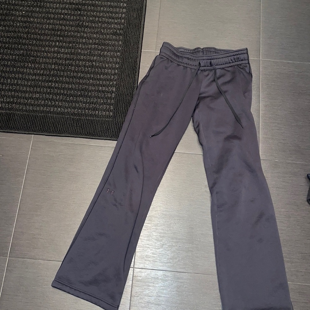 size small black UA sweatpants